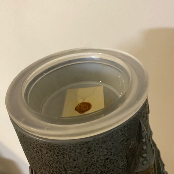 Hogwarts Harry Potter Castle Warmer - Picture 7 of 10